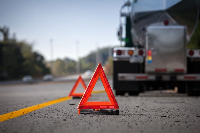 Warning Reflectors On Highway Indicating Disabled Truck 2